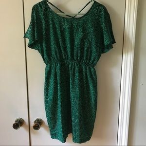 Green & black flutter sleeve pocket front dress